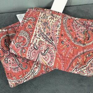 POTTERY BARN Sweeney Quilted Paisley Pillow Shams Set of 2 Red Gold Exotic Clean